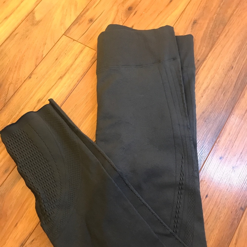 Fabletics seamless grey leggings
